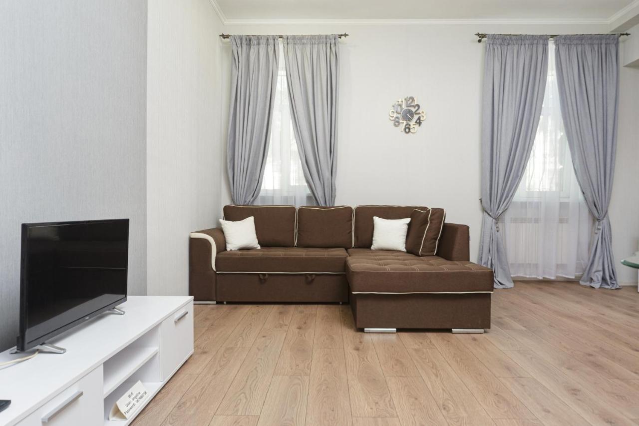 Apartment Zhukovskogo 17 Odessa Exterior foto